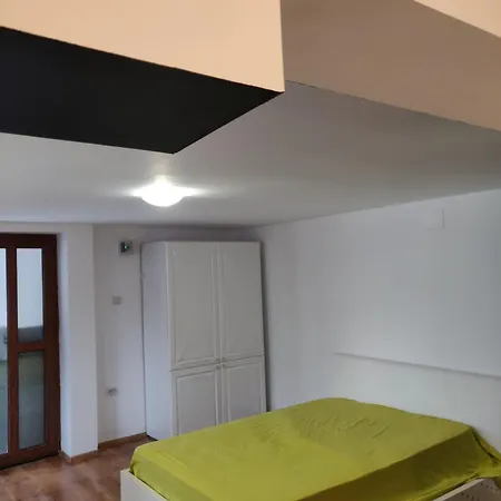 A&cc Δωμάτια σε οικογενειακή κατοικία